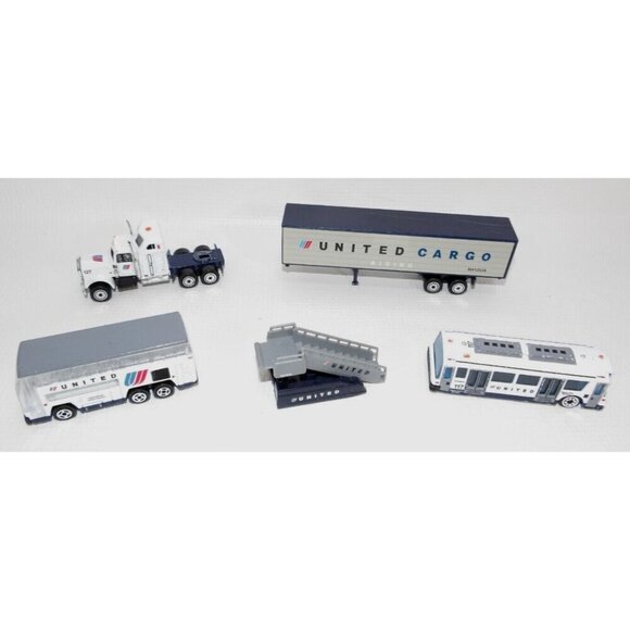 UNITED AIRLINES set of 5 die cast & plastic trucks, busses & ramp 2-5" long - Picture 1 of 2